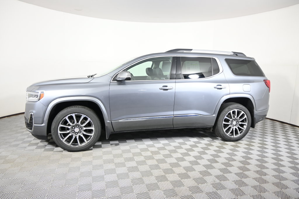Used 2021 GMC Acadia Denali w/ GMC Pro Grade Package AWD/4WD image 2