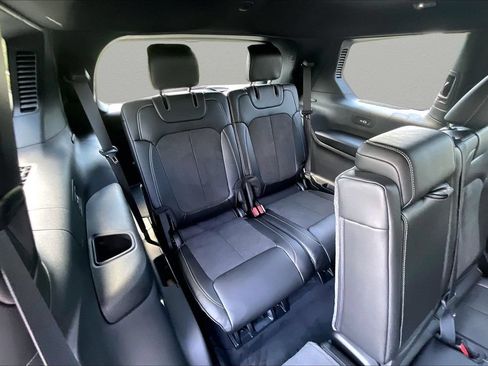 New 2026 Jeep Grand Cherokee L 4WD image 23
