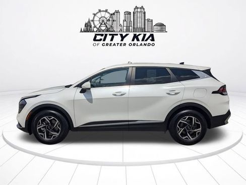 Certified 2024 Kia Sportage LX FWD image 4