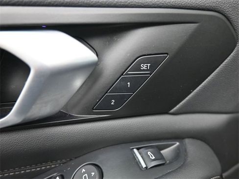 Used 2023 BMW X5 sDrive40i w/ Executive Package image 13