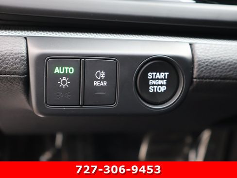Used 2026 Porsche Panamera image 22