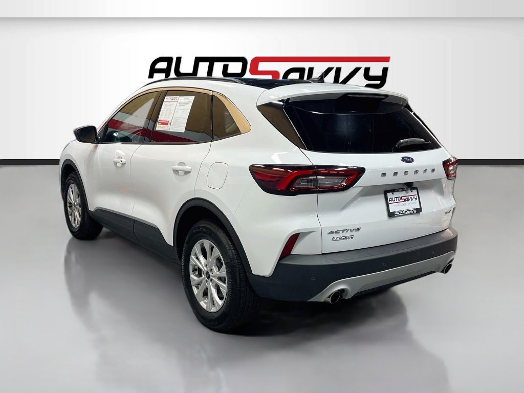 Used 2024 Ford Escape Active w/ Tech Pack #1 AWD/4WD image 5