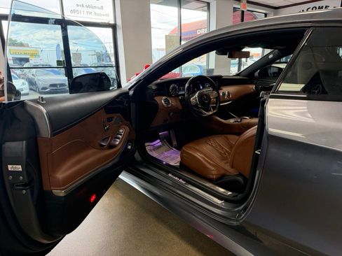 Used 2018 Mercedes-Benz S 560 4MATIC Coupe w/ AMG Line image 33