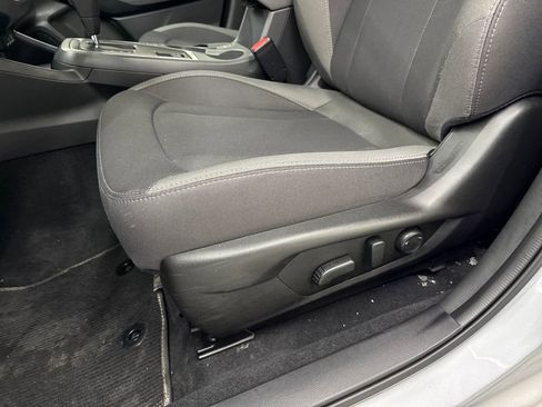 Certified 2025 Subaru Crosstrek 2.0i Premium image 12