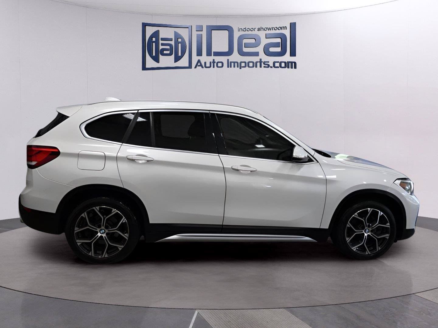 Used 2021 BMW X1 xDrive28i AWD/4WD image 6