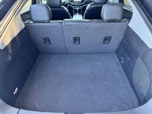 Used 2017 Chevrolet Volt Premier w/ Driver Confidence II Package FWD image 27
