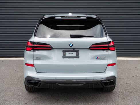 Used 2025 BMW X5 M60i AWD/4WD image 28