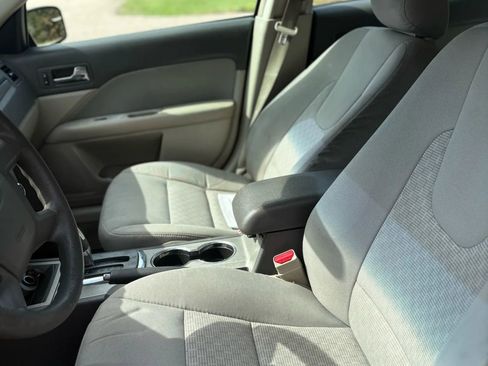 Used 2012 Ford Fusion S image 7