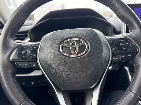 Used 2023 Toyota RAV4 XLE image 20