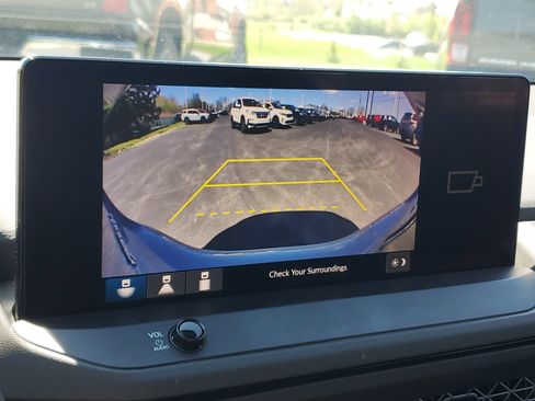 Used 2023 Honda Accord Sport image 27