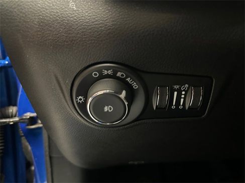 Used 2024 Jeep Compass Limited image 20