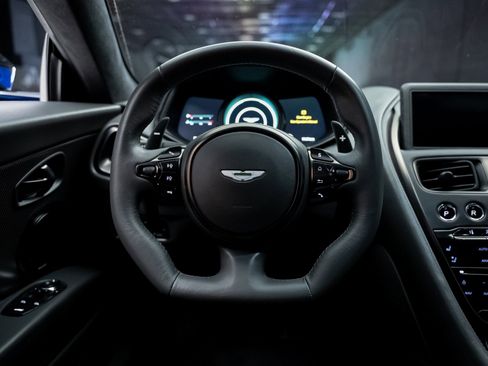 Used 2020 Aston Martin DB11 AMR image 45