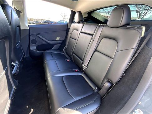 Used 2023 Tesla Model Y Long Range image 30