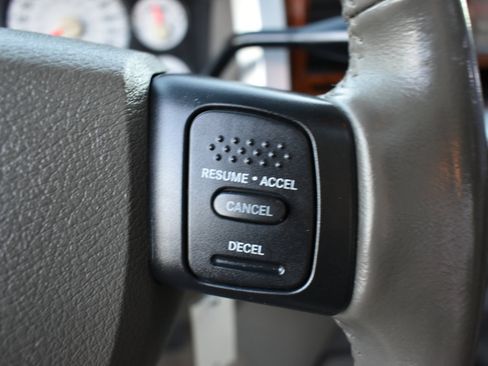 Used 2006 Dodge Ram 1500 Truck Laramie w/ Trailer Tow Group image 16