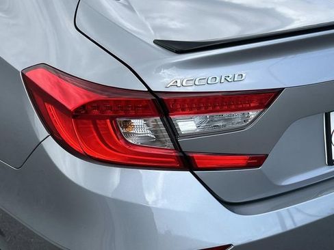 Used 2022 Honda Accord Sport Special Edition image 11