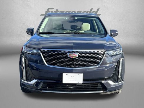 Certified 2025 Cadillac XT6 Premium Luxury image 5