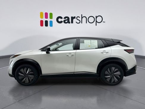 Used 2023 Nissan Ariya AWD image 2