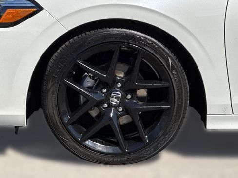 Used 2023 Honda Civic Sport image 11