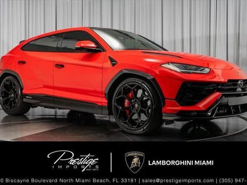 Used 2023 Lamborghini Urus Performante AWD/4WD image 2