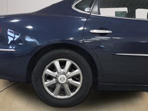 Used 2008 Buick LaCrosse CXL FWD image 30