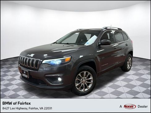 Used 2019 Jeep Cherokee Latitude Plus image 1