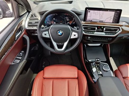 Used 2024 BMW X4 xDrive30i w/ Premium Package AWD/4WD image 11