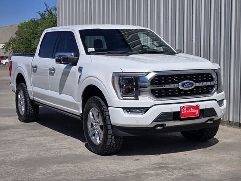 Used 2022 Ford F150 Platinum w/ Max Trailer Tow Package image 2