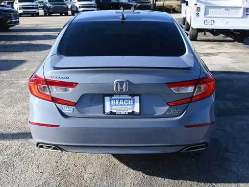 Used 2021 Honda Accord Sport image 4