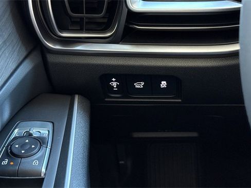 New 2025 Kia Sorento X-Line EX image 34