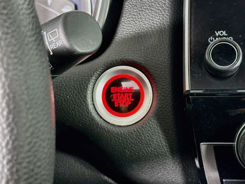 Used 2019 Honda CR-V EX image 29