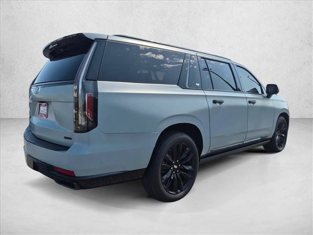 Used 2023 Cadillac Escalade ESV Sport Platinum AWD/4WD image 5