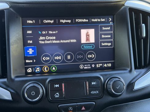 Used 2024 GMC Terrain SLT w/ Infotainment Package II image 21