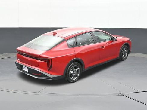Used 2025 Kia K4 FWD image 62