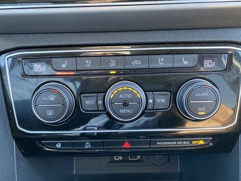 Used 2019 Volkswagen Atlas SEL Premium image 23