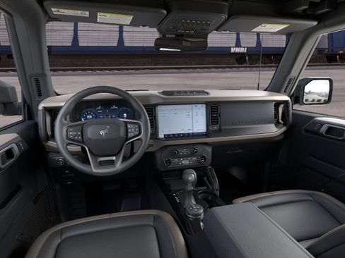 New 2026 Ford Bronco Big Bend w/ Black Diamond Package AWD/4WD image 9