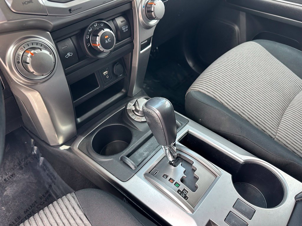 Used 2016 Toyota 4Runner SR5 AWD/4WD image 30