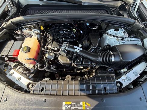 Used 2023 Jeep Grand Cherokee Limited image 16