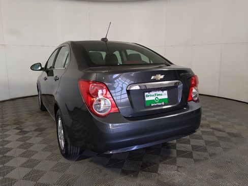 Used 2016 Chevrolet Sonic LT w/ Driver Confidence Package FWD image 6