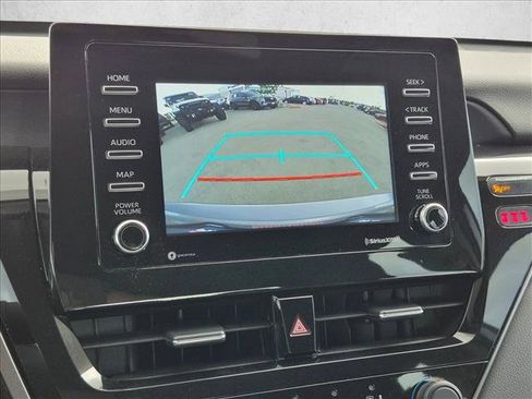 Used 2021 Toyota Camry LE FWD image 13