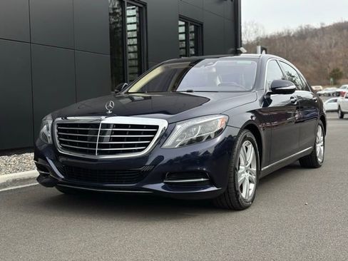 Used 2017 Mercedes-Benz S 550 4MATIC Sedan image 2