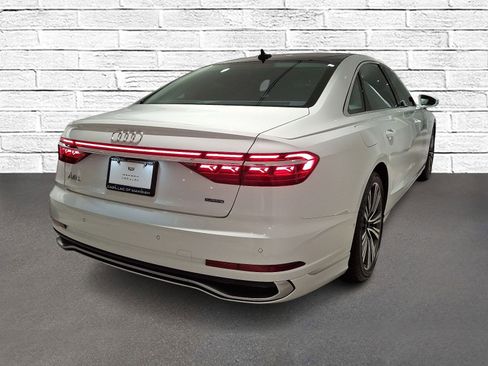 Used 2022 Audi A8 L 3.0T w/ Executive Package image 7