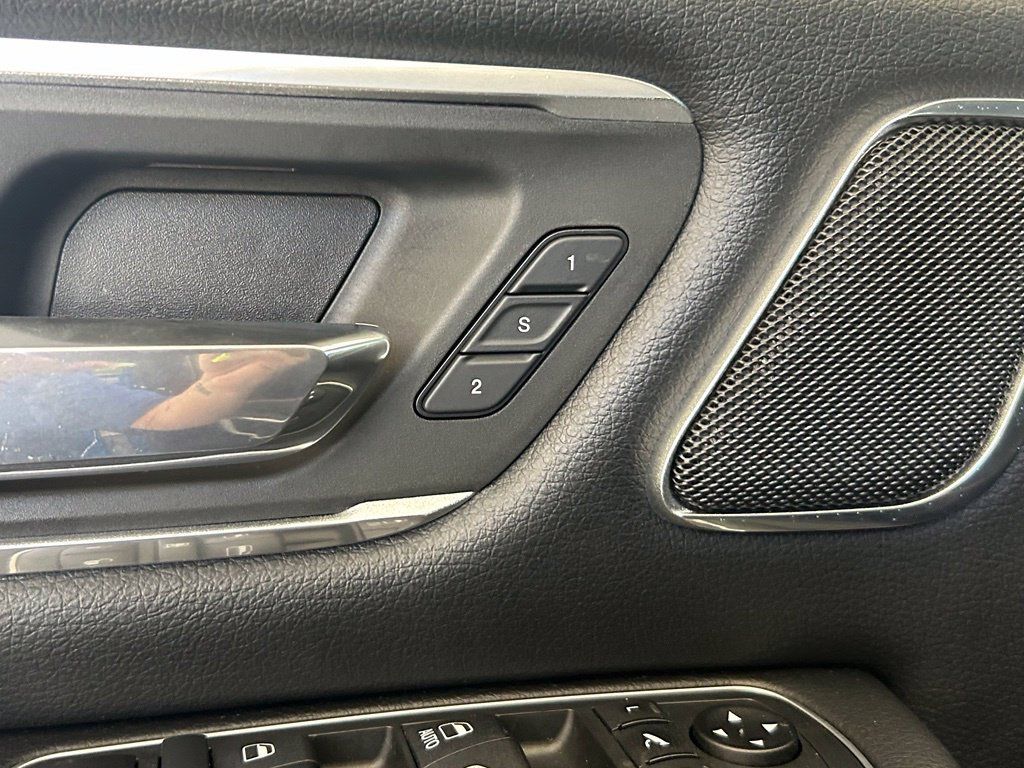 Used 2020 RAM 1500 Laramie RWD image 43