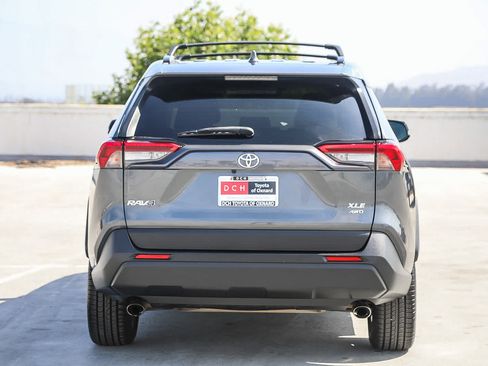 Certified 2019 Toyota RAV4 XLE Premium AWD/4WD image 6