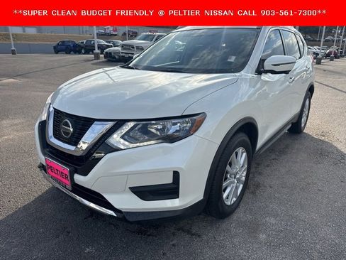 Used 2018 Nissan Rogue SV w/ Premium Package image 7