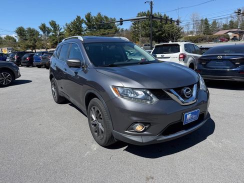 Used 2016 Nissan Rogue SL w/ SL Premium Package AWD/4WD image 6