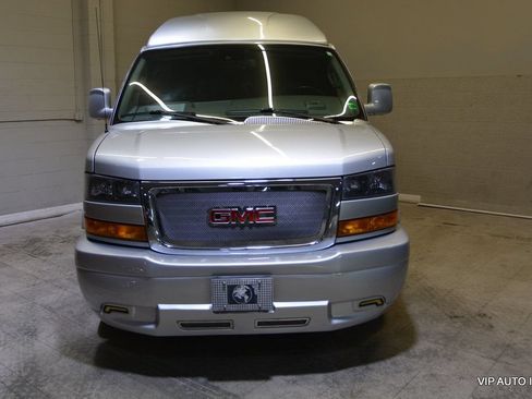 Used 2020 GMC Savana 2500 Extended w/ Enhanced Convenience Package RWD image 45