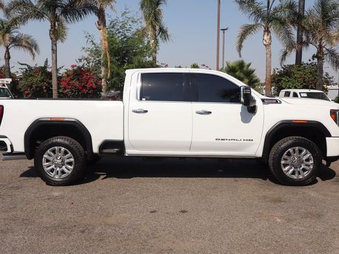 Used 2022 GMC Sierra 2500 Denali image 12