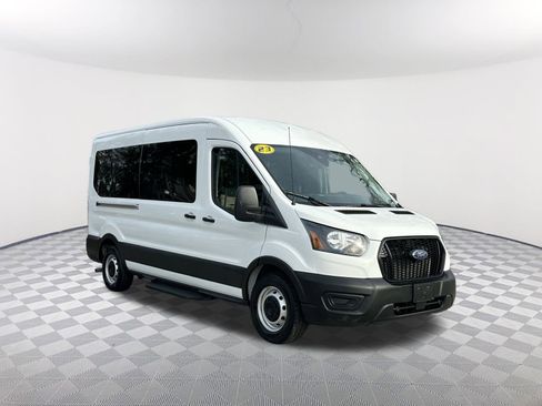 Used 2023 Ford Transit 350 XL image 4