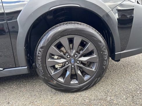 Certified 2025 Subaru Outback Onyx Edition AWD/4WD image 27