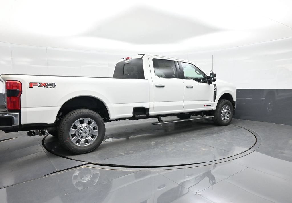 New 2026 Ford F350 King Ranch w/ Chrome Package AWD/4WD image 10